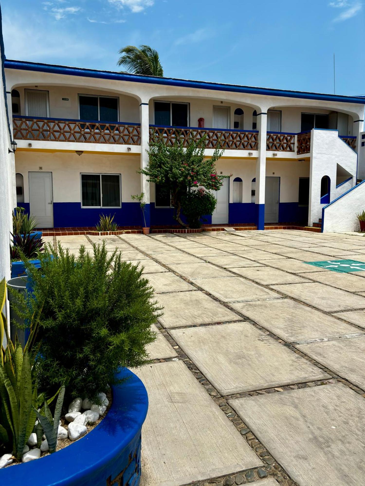Hotel Costa Dorada Barra de Navidad Exterior foto
